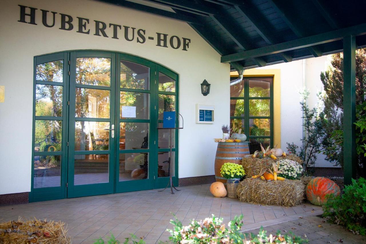 Hubertus Hof Landhotel Balatonfenyves Esterno foto